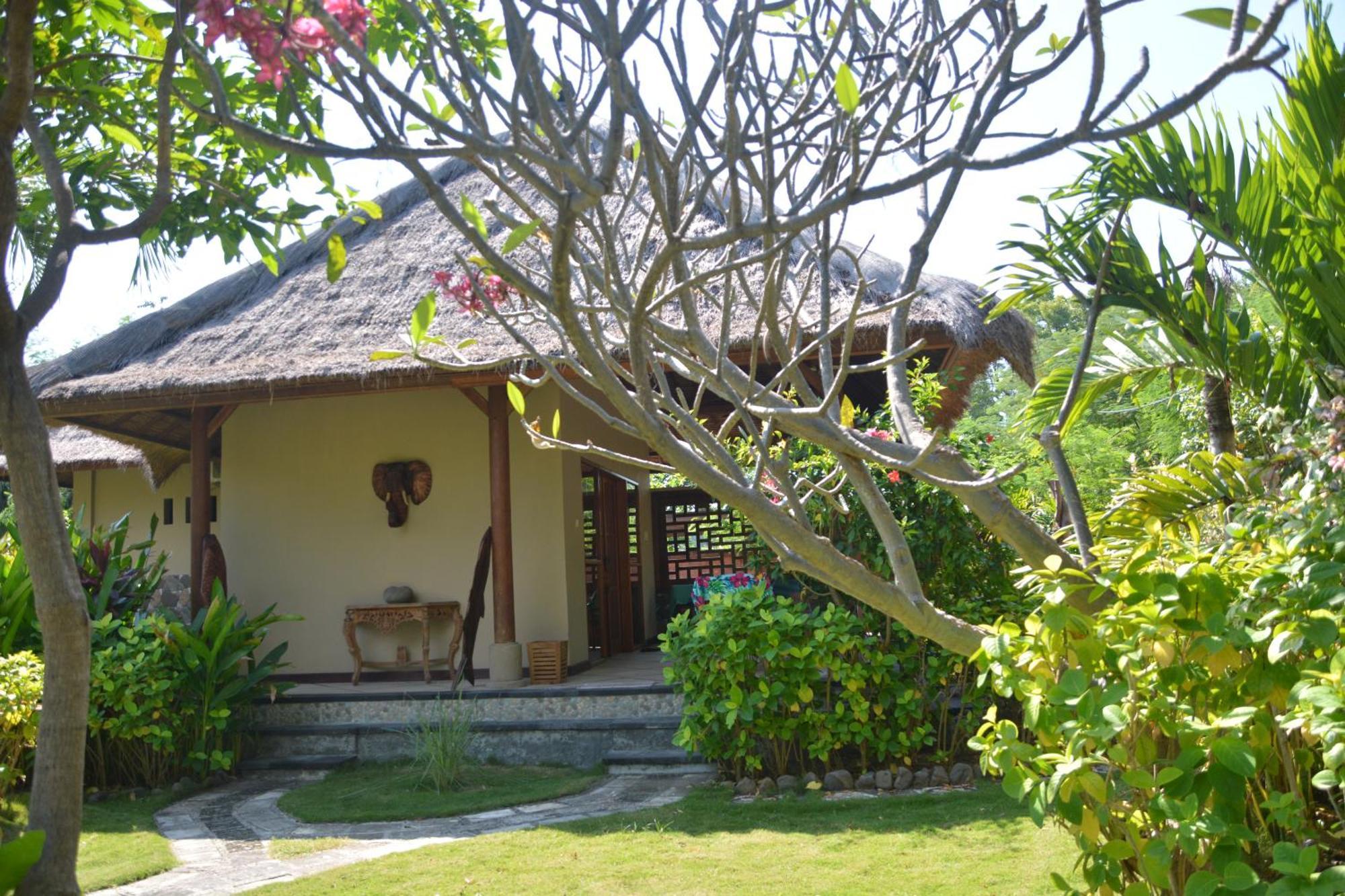 Sunia Loka Bungalows & Dive Center Pemuteran Zewnętrze zdjęcie